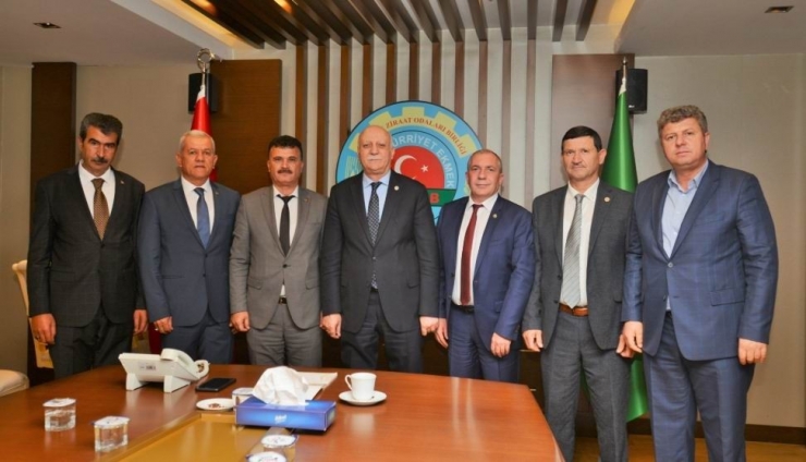 Manisa’daki Çiftçi Sorunları Ankara’ya İletildi