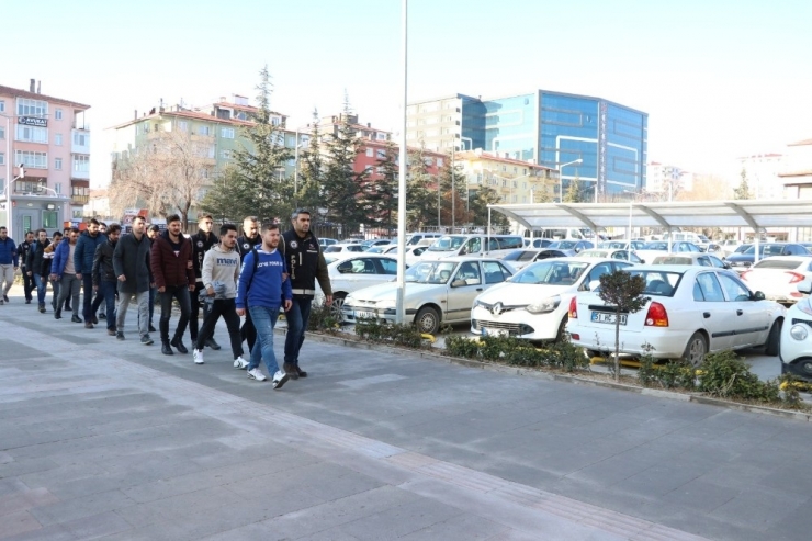 Fetö Operasyonunda 2 Tutuklama