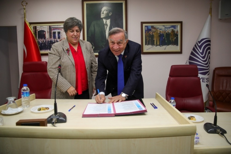 Seyhan’dan Kadınlar İçin "Acil Yardım" Protokolü