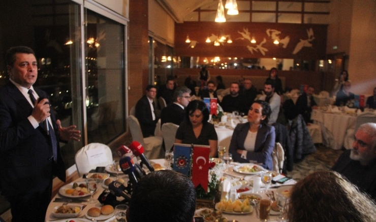 Pevrul Kavlak’tan Toplu Sözleşme Açıklaması