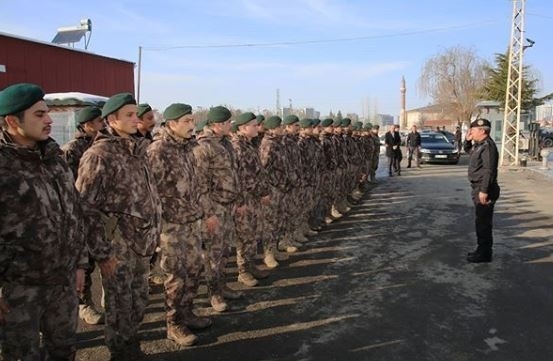 Afyonkarahisar’daki Özel Harekat Şubesi Polisleri Suriye’ye Uğurlandı