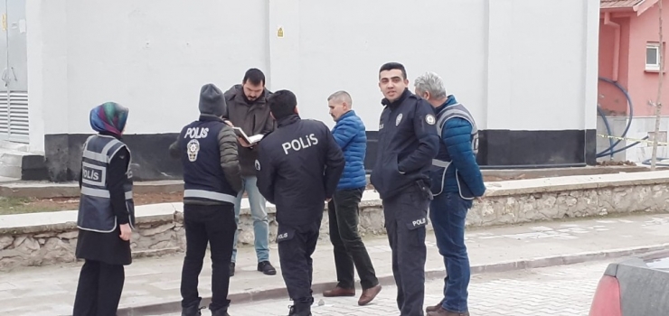 Tartıştığı Kuzenini 3 Kurşunla Parkta Öldürdü