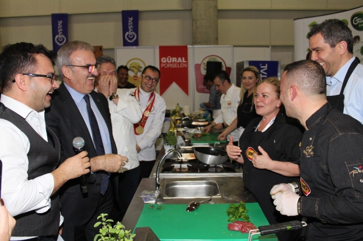 Vali Karaloğlu: "2023 Hedefi 70 Milyon Turist, 70 Milyar Dolar Gelir”