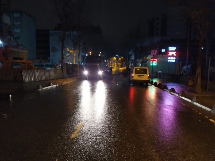 Bağcılar’da Kanalizasyon Çalışması Sırasında Patlama