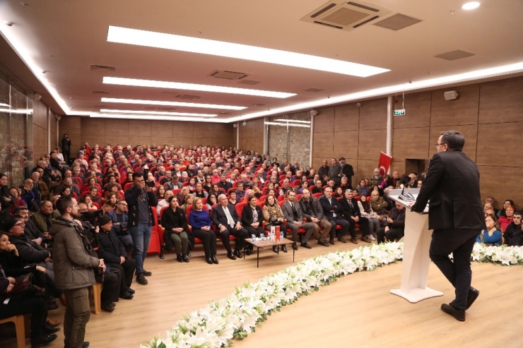 Deniz Zeyrek, Efeler’e Konuk Oldu