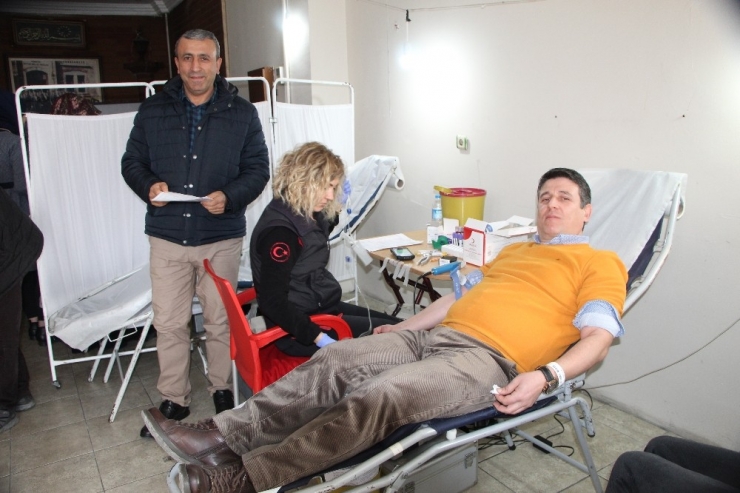 Devrekliler Kan Bağışı Kampanyasında Sıraya Girdiler