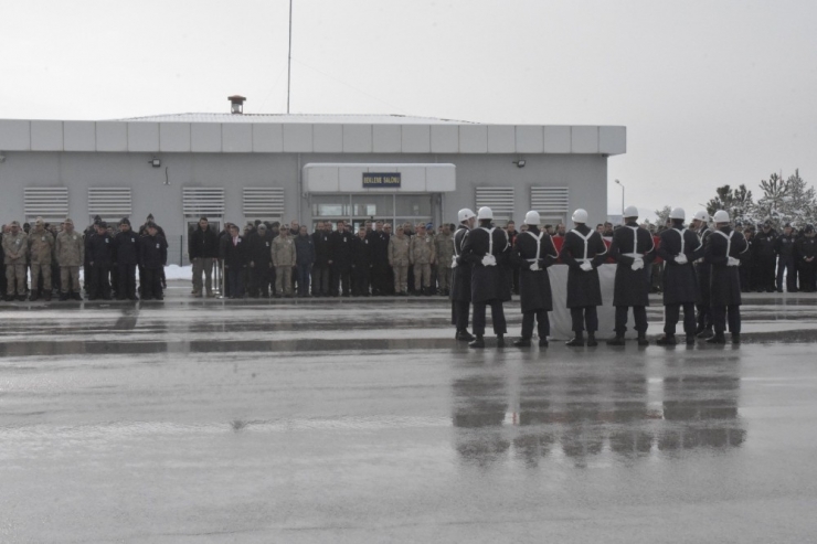 Hakurk’ta Şehit Düşen Asker Memleketine Uğurlandı