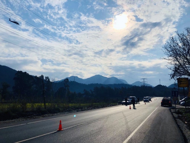 Jandarma’nın Helikopterli Trafik Denetimleri Sürüyor