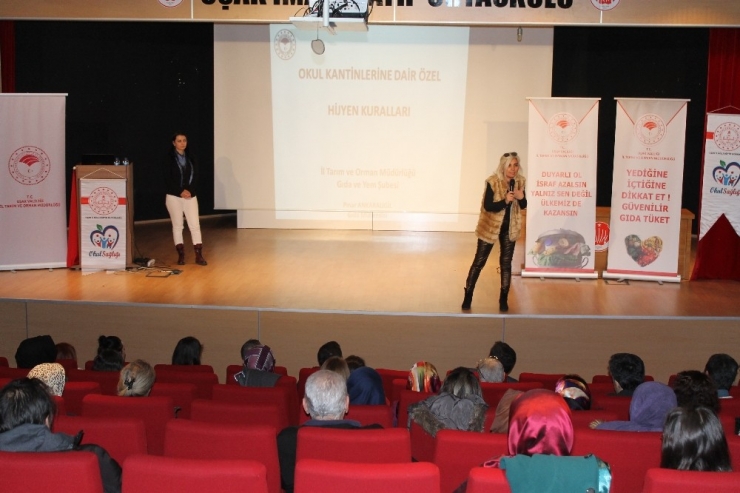 Uşak’ta 427 Kişiye Hijyen Kuralları Eğitimi Verildi