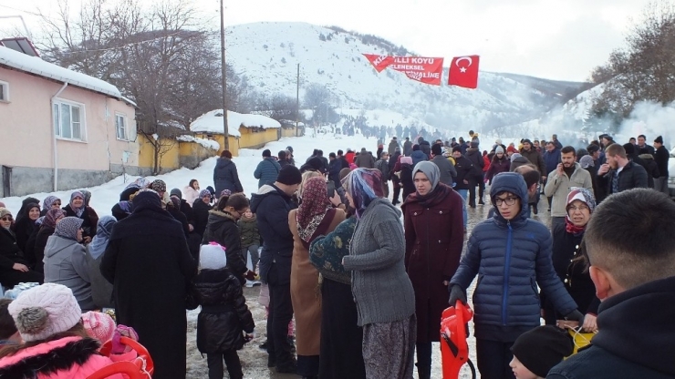 Kızak Festivalinde Doyasıya Eğlendiler