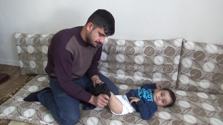 3 Yaşındaki Engelli Ardem’in Yaşam Mücadelesi Yürek Burkuyor