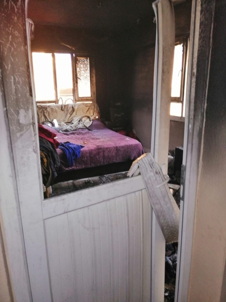 Samandağ’da Ev Yangını