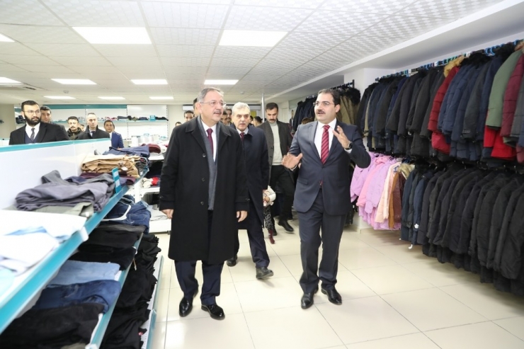 Özheseki Şanlıurfa’da Sosyal Market Açılışına Katıldı