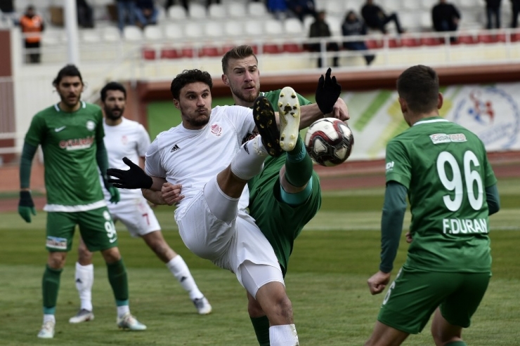 Tff 2. Lig: Gümüşhanespor: 1 - 1922 Konyaspor: 3