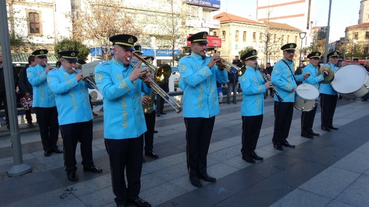 En Genci 21, En Yaşlısı 60 Yaşında