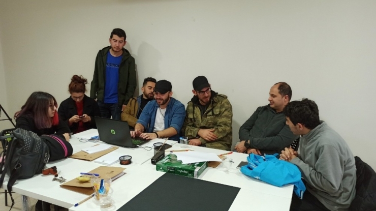 Alanya Hep Üniversitesi’nde Güvenli İnternet Ve Sosyal Medya Kullanımı Semineri