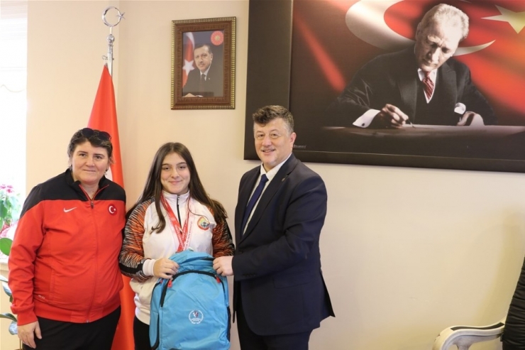 Türkiye Şampiyonundan Fillikçioğlu’na Ziyaret