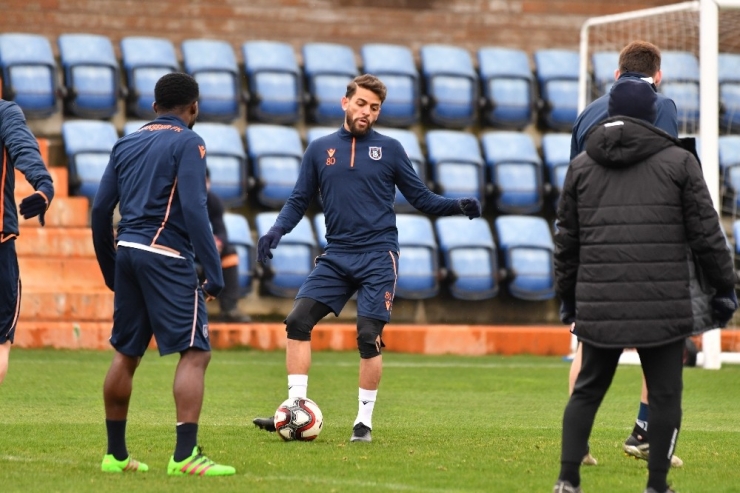 Başakşehir Kırklarelispor Maçı Hazırlıklarını Tamamladı