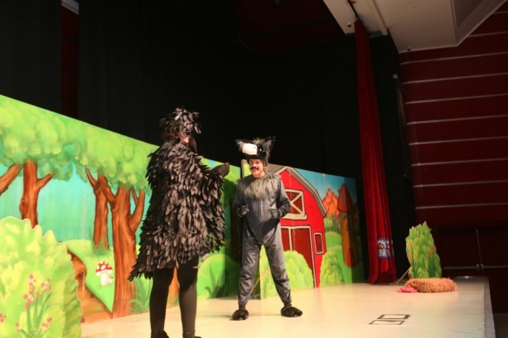 Karne Şenliği Gebze Kültür Merkezi’nde Devam Ediyor