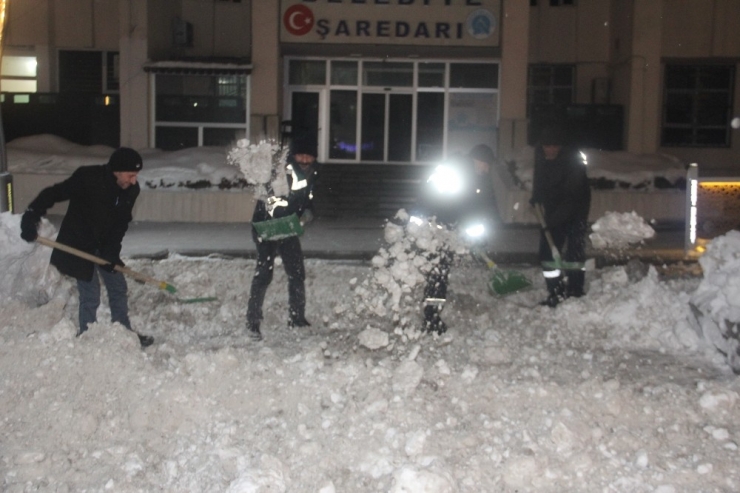 Hakkari’de Karla Mücadele Çalışması