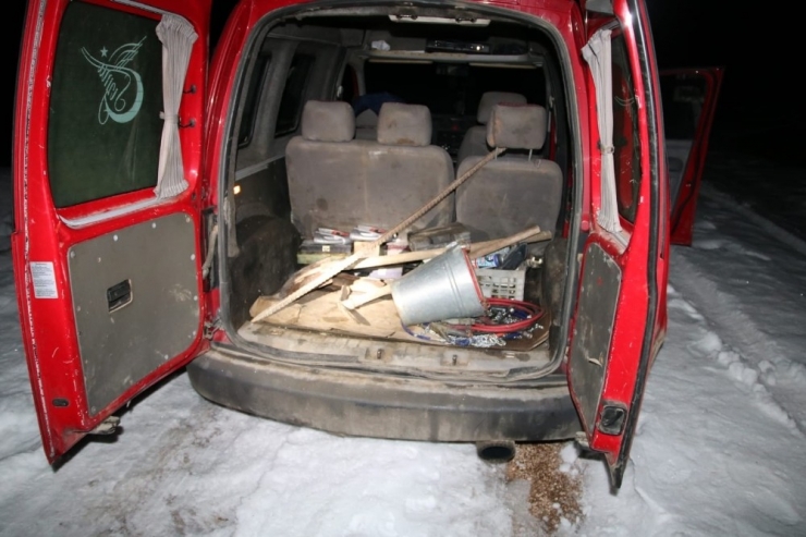 Isparta’da İş Makinesiyle Kaçak Kazıya Suçüstü: 2 Tutuklama