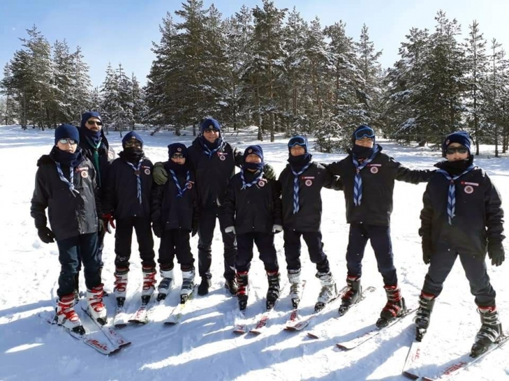 Bağcılarlı İzcilere Aladağ’da Kış Kampı