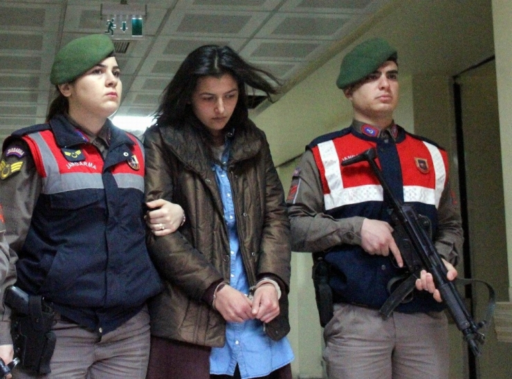 Pembe Boraze Cinayetinde Toruna 10 Yıl Hapis, Geline Beraat