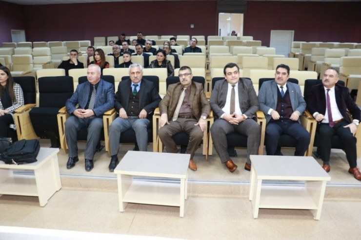 Kırıkkale Belediyesi Personeline Aile İçi İletişim Semineri Verildi