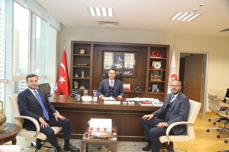 Yüreğir’in Kalkınması İçin Ankara Mesaisi