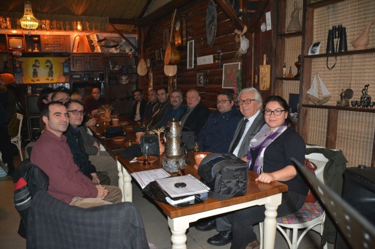 Bağlama Yapımı Kursu Sona Erdi