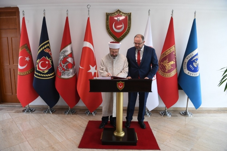 Erbaş: “Fetö Ve Deaş, Din İstismarının En Canlı Örnekleridir”