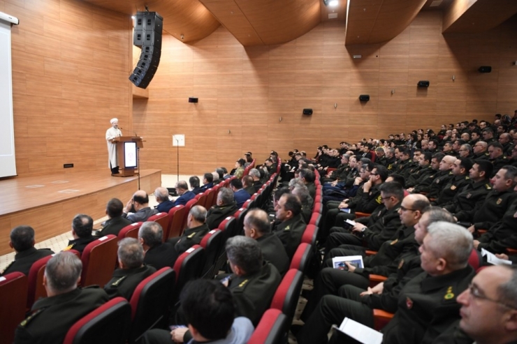 Erbaş: “Fetö Ve Deaş, Din İstismarının En Canlı Örnekleridir”