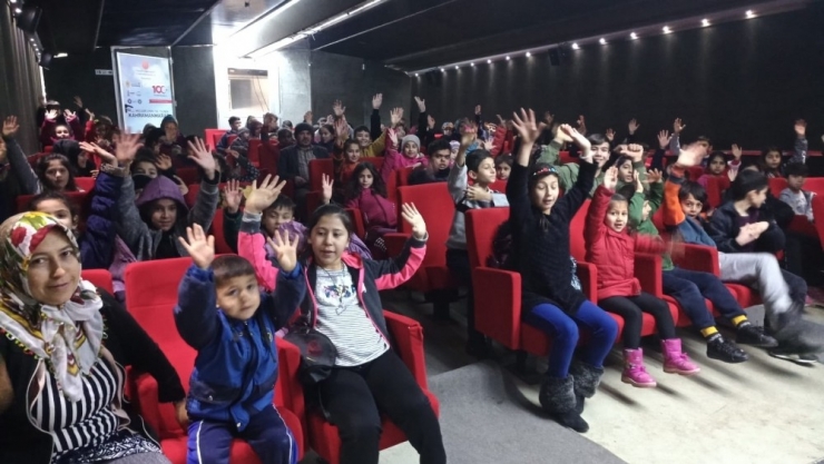 Afşin’de Ozanlar 100’üncü Yıl İçin Söyledi