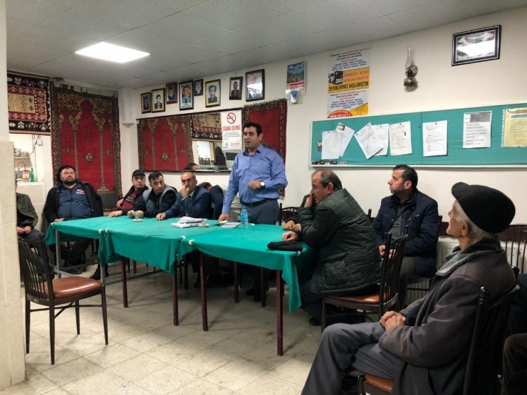 Hüyük’teki Halk Toplantısında Mahalle Sakinlerine Tapu Müjdesi