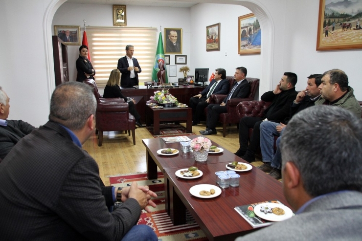 Mhp Adana Milletvekili Ersoy, Çiftçilerin Sorunları Hakkında Bilgi Aldı