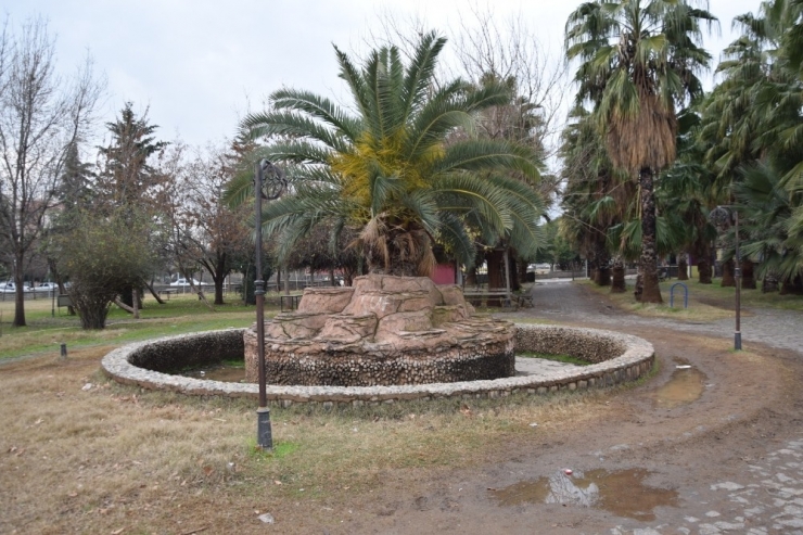 Parkların Kira Sözleşmeleri Feshedilerek Halka Açılıyor