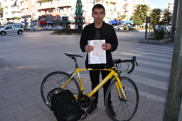 Bisikletiyle Kırmızı Işıkta Geçti, 420 Tl Ceza Yedi