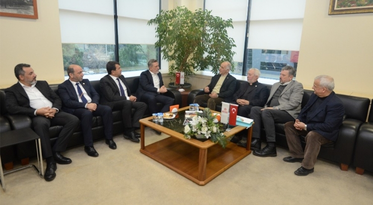 Çarşı Esnafından Btso’ya Teşekkür