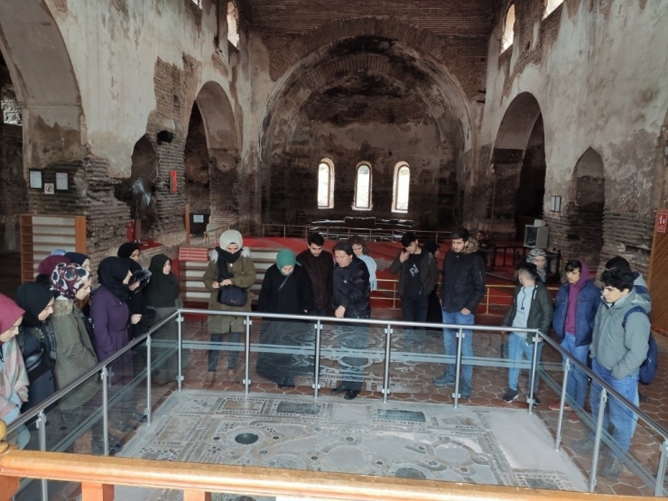 ‘Gençlik Bursa’da Yollarda’