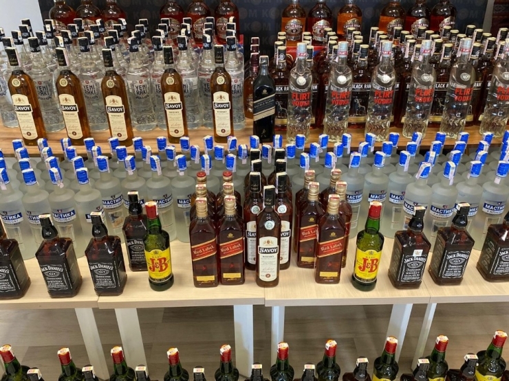 Çanakkale’de Kaçak İçki Operasyonu