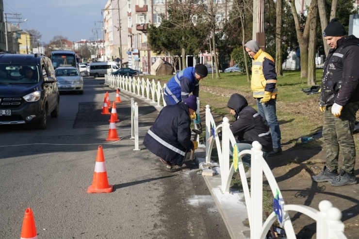 Belediye Ekipleri Çorlu’yu Güzelleştirmeye Çalışıyor