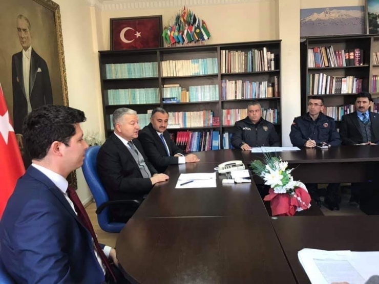 Develi’de Uyuşturucu Ve Bağımlılıkla Mücadele Toplantısı Yapıldı