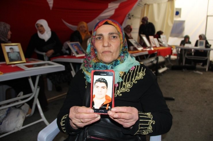 Ailelerin Çağrısına Kulak Verdiler, Evlatlarını İstemek İçin Geliyorlar