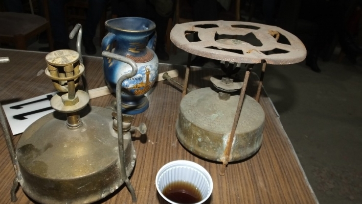 Köydeki Eski Eşya Mezadı Antika Meraklılarını Buluşturuyor