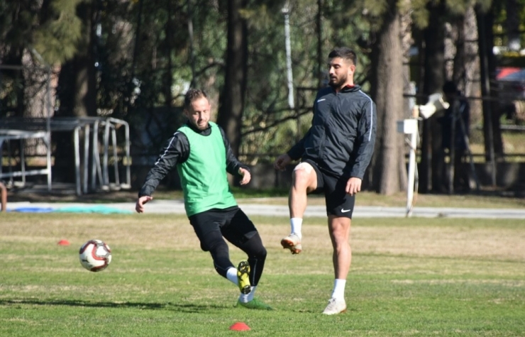 Aliağaspor Fk, Ayvalıkgücü Belediye Spor’a Konuk Olacak