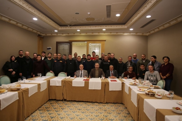 Temel İtfaiyeci Eğitiminden Yararlanan İtfaiye Eri Sayısı 2110’na Ulaştı