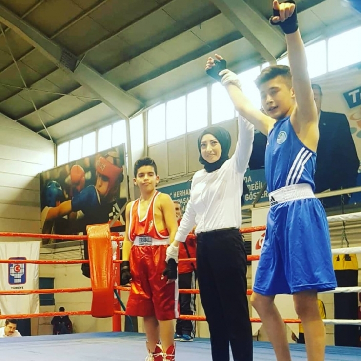 Mamak’ın Altın Yumrukları Ankara Şampiyonu