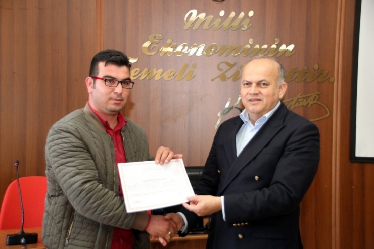 Alata’da Traktör Bakım Ve Onarım Kursu Sona Erdi