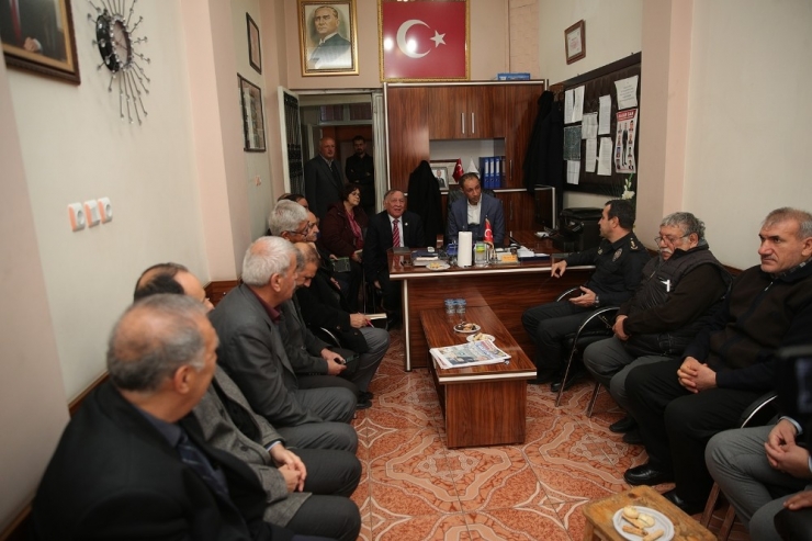 Başkan Akay: "Seyhan’ı Muhtarlarla Yöneteceğiz"