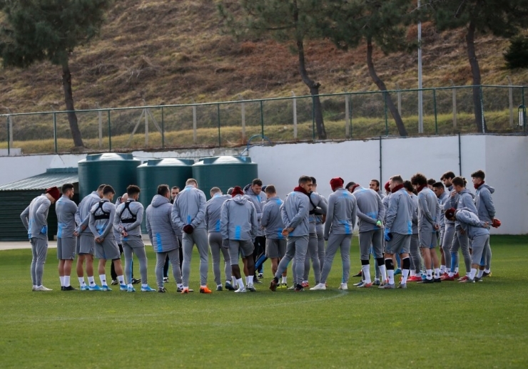 Hüseyin Çimşir, İlk Deplasmanına Çıkıyor